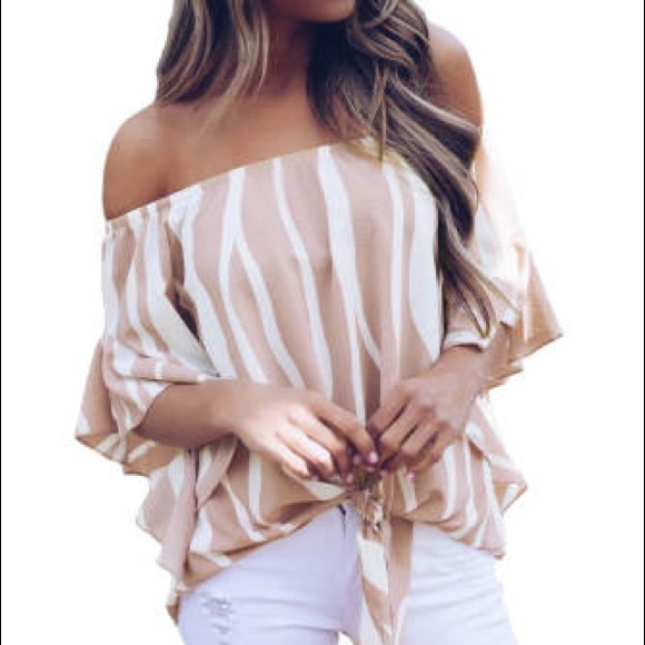 Tops - NEW • kiss on the east coast • off shoulder top